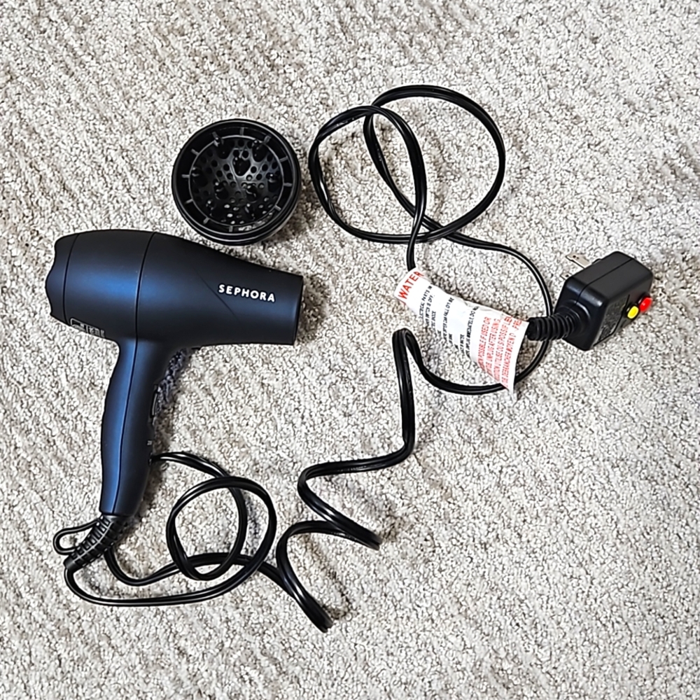 Sephora Collection Mini Blast Travel Ionic Blow Dryer